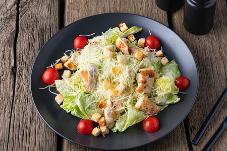 Цезарь с курицей