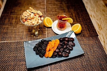 Ассорти из жареных орешков