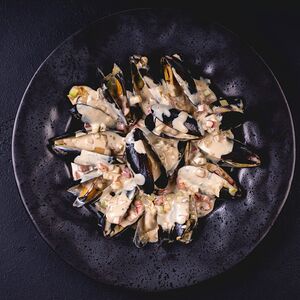 Мидии в соусе на выбор