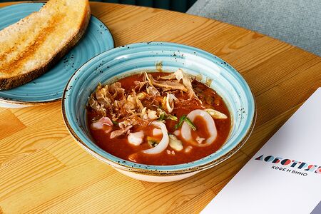 Суп томатный с морепродуктами 