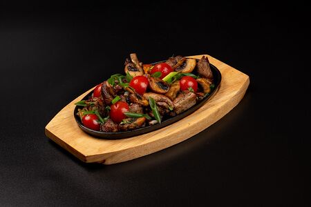 Мясо с грибами