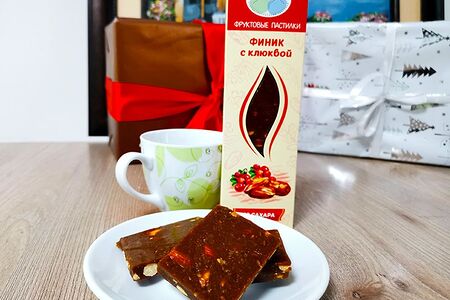 Фруктовые пастилки без сахара финик с клюквой