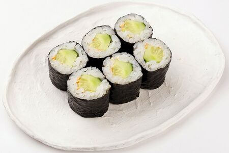 Маки Огурец 