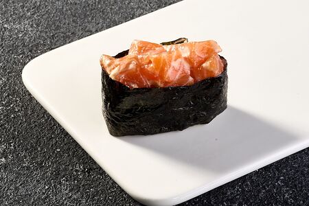 Гункан Лосось