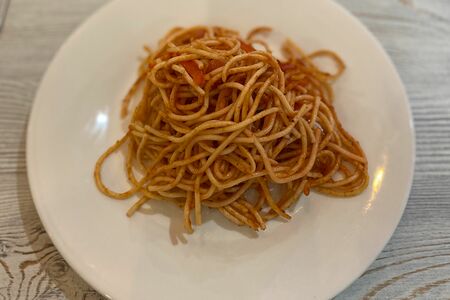 Пенне в томатном соусе