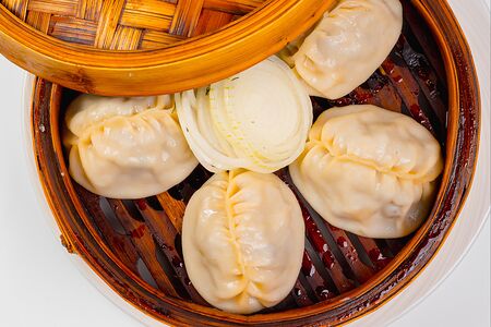 Манты с мясом и картошкой