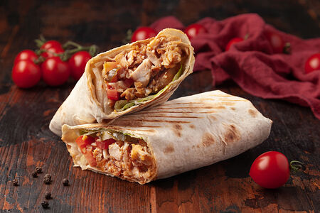 Бурум с курицей в армянском лаваше