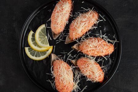 Мидии в соусе Спайси