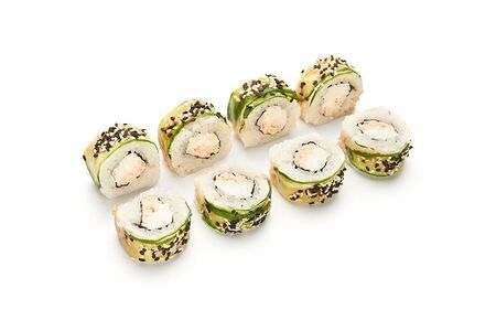 Зеленый дракон с крабом