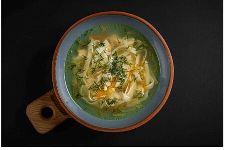Куриный суп с домашней лапшой