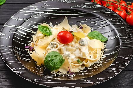 Паста Четыре сыра