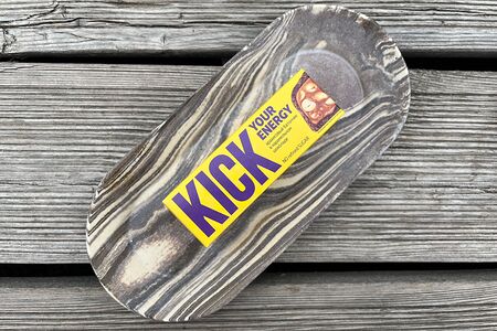Шоколадный батончик Kick Арахис
