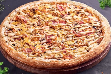 Пицца Делюкс