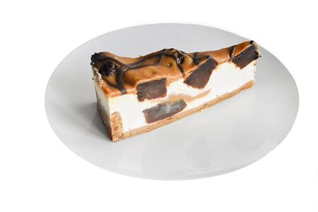 Чизкейк с брауни и карамелью