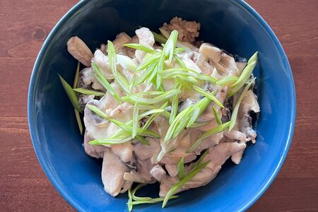 Рис с курицей в сливочно-грибном соусе