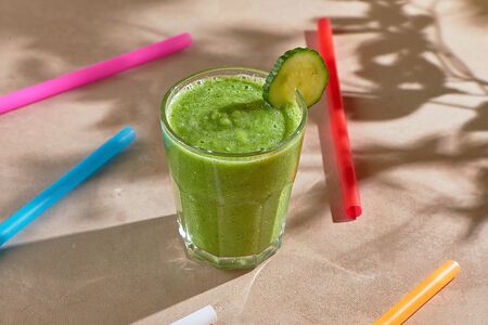 Зелёный заряд