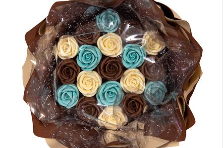 Шоколадные розы (белый, коричневый, голубой)