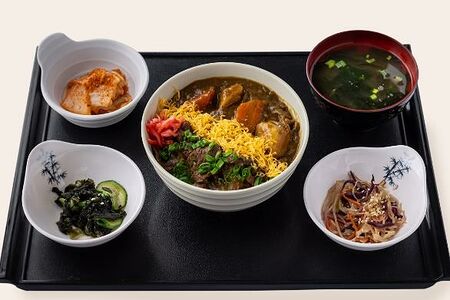 Сет Гюдон с карри и чеддр