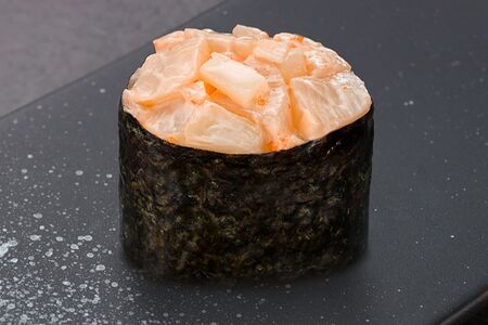 Гункан спайси гребешок