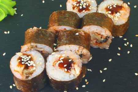 Ролл с угрем