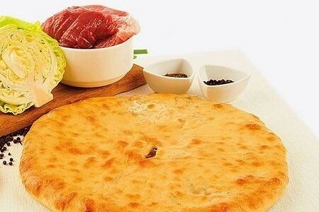 Осетинский пирог с говядиной, капустой и осетинским сыром