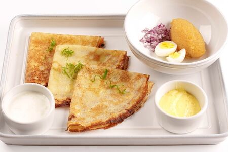 Щучья икра с печеным картофелем