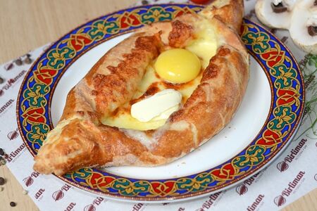Хачапури по-аджарски