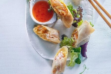 Спринг-роллы с крабом