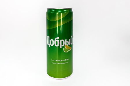 Добрый Sprite в жестяной банке