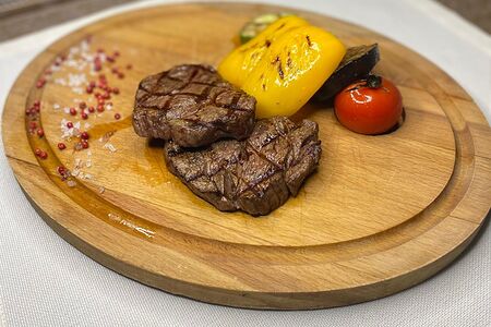 Филе миньон с овощами