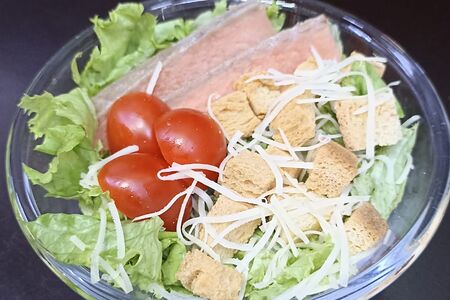 Цезарь с лососем