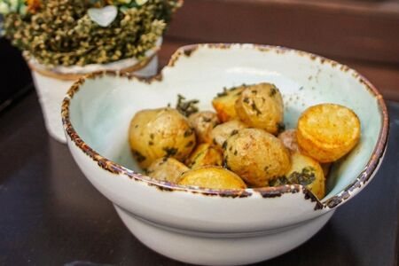 Картофель мини запеченный