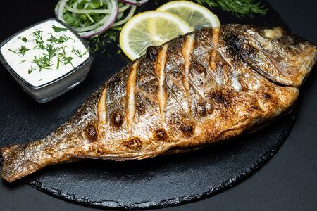 Дорадо на углях