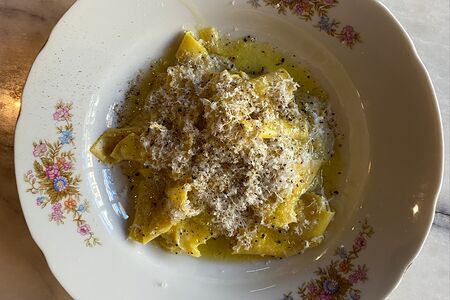 Ригатони Cacio e Pepe