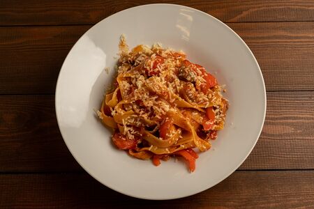 Феттуччине с говядиной