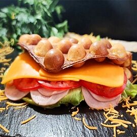 Гонконгская вафля с ветчиной и сыром