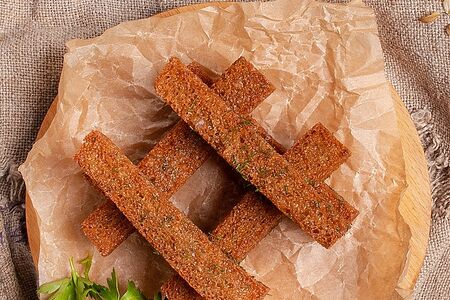 Бородинские гренки с чесноком