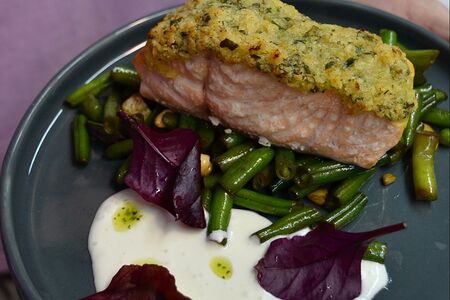 Филе лосося с хрустящей корочкой