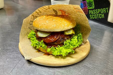 Фирменный бургер