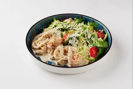Салат с морепродуктами