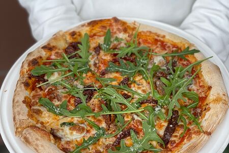 С ростбифом и вялеными томатами