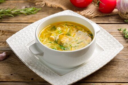 Домашний суп с цыплёнком и лапшой