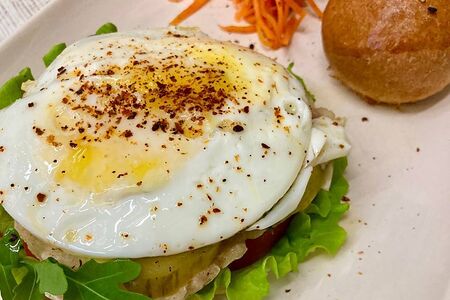 Бургер-яичница