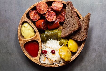 Сосиска Братвурст классическая