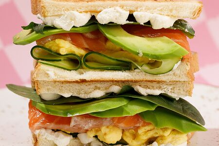 Сэндвич с сёмгой и авокадо