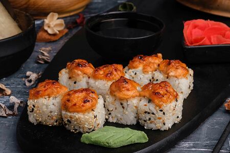 Ролл запеченный Микс