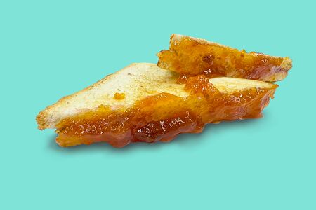 Сэндвич сладкий с абрикосовым вареньем