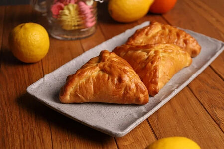 Эчпочмак бездрожжевой с картофелем и фаршем 100 гр