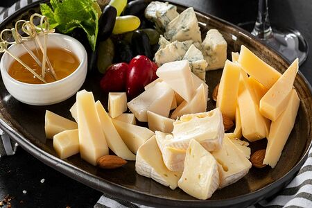 Сырное плато из Европы