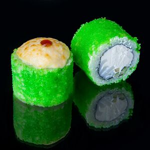 Запеченная калифорния с кальмаром